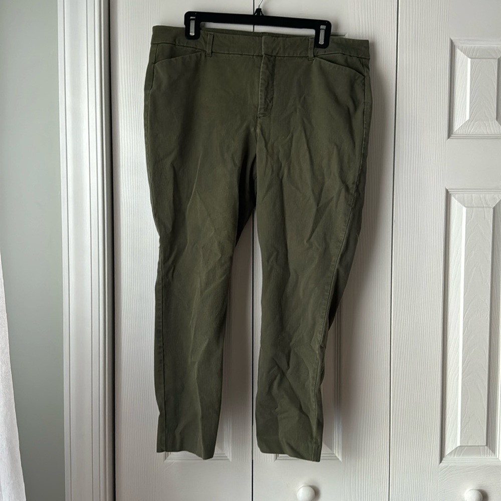 Old Navy Green Pixie Ankle Pant